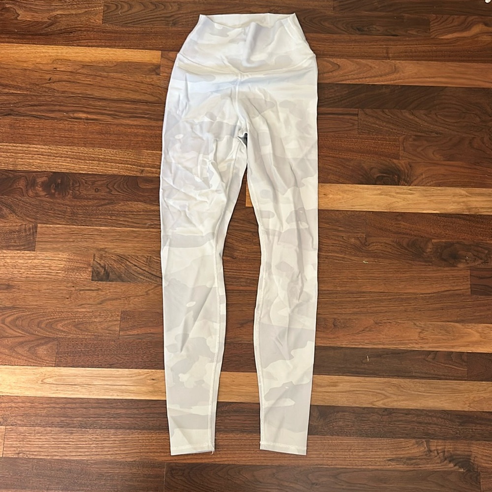 New w/o tag - ALO - grey and white leggings - XS